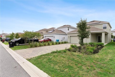 House in STOREY PARK in Orlando, Florida 5 bedrooms, 228.63 sq.m. № 2124832 - photo 27