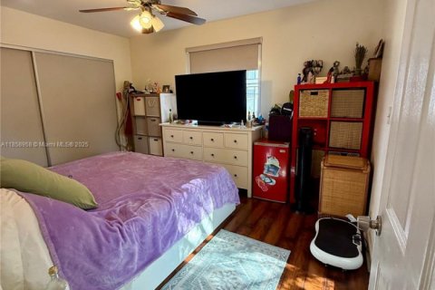 Condo in Miami, Florida, 3 bedrooms  № 1887414 - photo 13