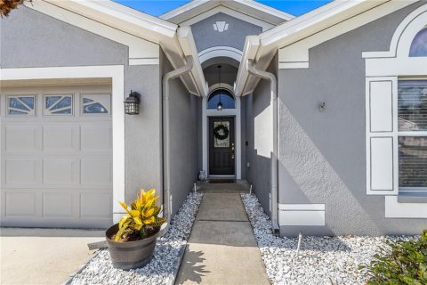 House in Wesley Chapel, Florida 3 bedrooms, 195.19 sq.m. № 2230699 - photo 6