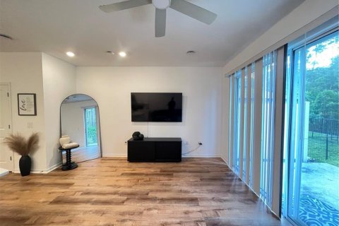 Adosado en venta en Kissimmee, Florida, 3 dormitorios, 126.81 m2 № 2222073 - foto 11