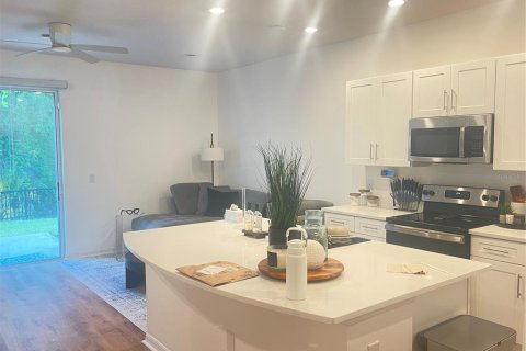 Adosado en venta en Kissimmee, Florida, 3 dormitorios, 126.81 m2 № 2222073 - foto 9