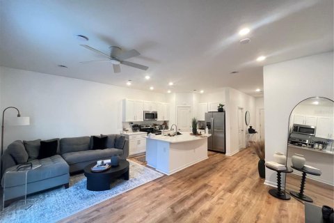 Adosado en venta en Kissimmee, Florida, 3 dormitorios, 126.81 m2 № 2222073 - foto 12