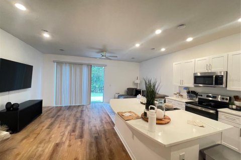 Adosado en venta en Kissimmee, Florida, 3 dormitorios, 126.81 m2 № 2222073 - foto 7