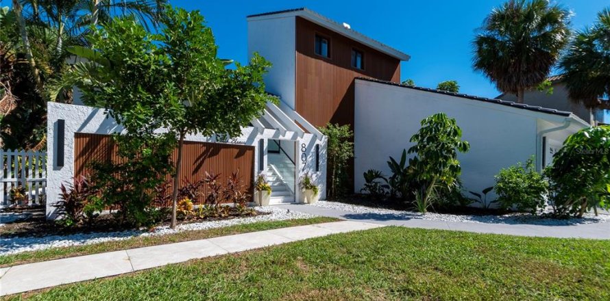 Villa ou maison à Tierra Verde, Floride 3 chambres, 233.18 m2 № 2421778