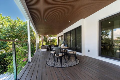 Villa ou maison à vendre à Tierra Verde, Floride: 3 chambres, 233.18 m2 № 2421778 - photo 27