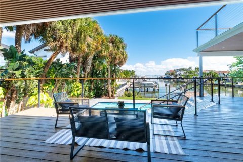 Villa ou maison à vendre à Tierra Verde, Floride: 3 chambres, 233.18 m2 № 2421778 - photo 26