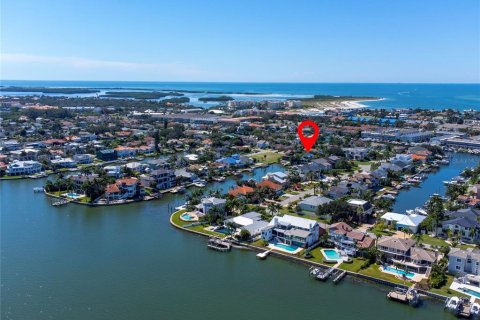 Villa ou maison à vendre à Tierra Verde, Floride: 3 chambres, 233.18 m2 № 2421778 - photo 8
