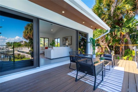 Villa ou maison à vendre à Tierra Verde, Floride: 3 chambres, 233.18 m2 № 2421778 - photo 18