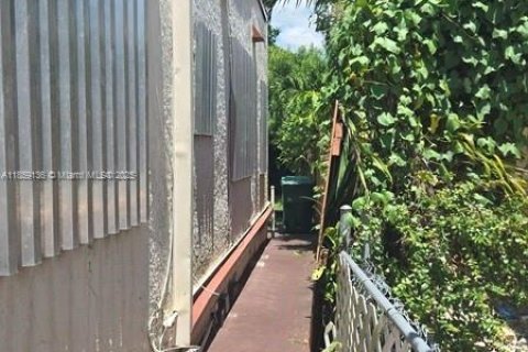 Villa ou maison à vendre à Miami, Floride: 3 chambres, 127 m2 № 1887461 - photo 17