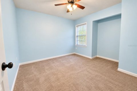 Villa ou maison à louer à Gainesville, Floride: 2 chambres, 89.19 m2 № 2436714 - photo 6