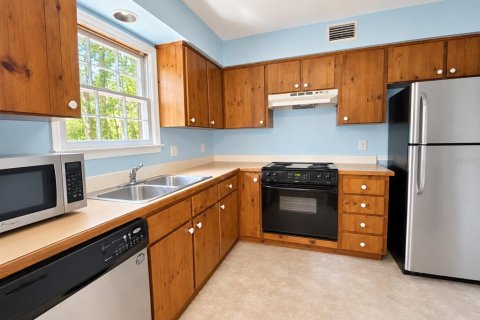 Villa ou maison à louer à Gainesville, Floride: 2 chambres, 89.19 m2 № 2436714 - photo 5