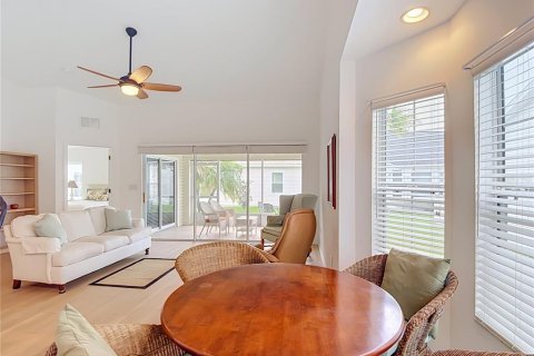 Casa en venta en Oldsmar, Florida, 2 dormitorios, 112.6 m2 № 2384206 - foto 12