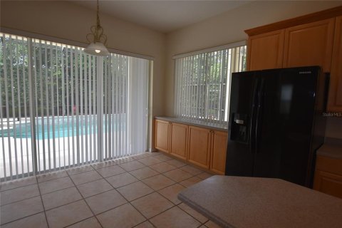 Casa en alquiler en Orlando, Florida, 6 dormitorios, 340.12 m2 № 1686887 - foto 5