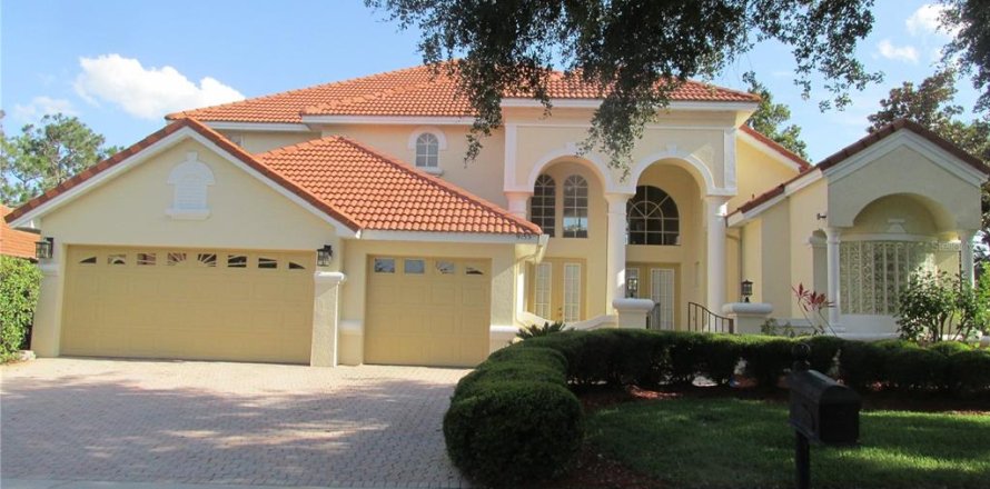 Casa en Orlando, Florida 6 dormitorios, 340.12 m2 № 1686887