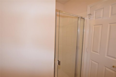 Casa en alquiler en Orlando, Florida, 6 dormitorios, 340.12 m2 № 1686887 - foto 10