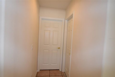 Casa en alquiler en Orlando, Florida, 6 dormitorios, 340.12 m2 № 1686887 - foto 14