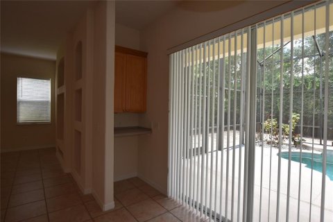 Casa en alquiler en Orlando, Florida, 6 dormitorios, 340.12 m2 № 1686887 - foto 6