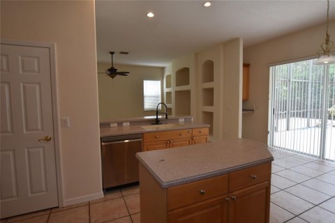 Casa en alquiler en Orlando, Florida, 6 dormitorios, 340.12 m2 № 1686887 - foto 4