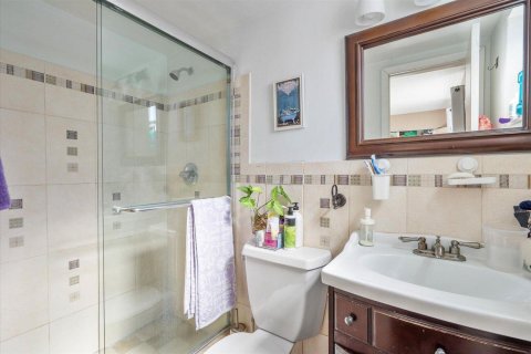 Condominio en venta en Hallandale Beach, Florida, 2 dormitorios, 87.33 m2 № 2085040 - foto 6