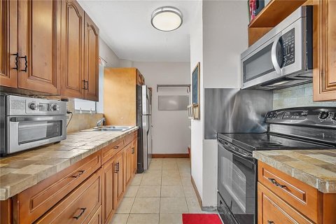 Condominio en venta en Hallandale Beach, Florida, 2 dormitorios, 87.33 m2 № 2085040 - foto 4