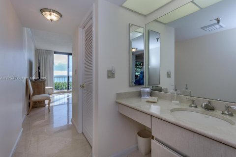 Condo in Juno Beach, Florida, 3 bedrooms  № 1953863 - photo 13