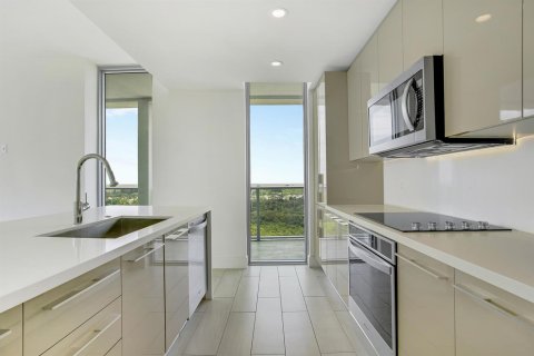 Купить кондоминиум в Санрайз, Флорида 4 комнаты, 109.53м2, № 2261395 - фото 3