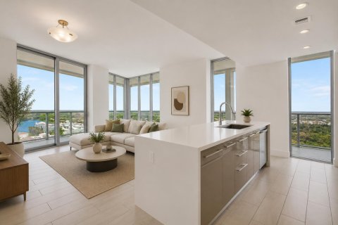 Кондоминиум с 4 комнатами в Санрайз, Флорида № 2261395