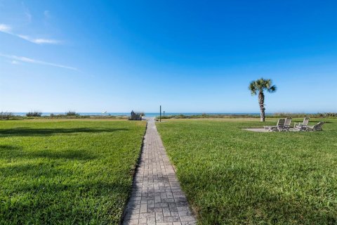 Condo in Longboat Key, Florida, 1 bedroom № 2157060 - photo 3
