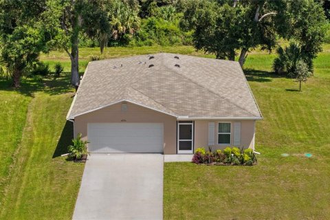 Casa en North Port, Florida 4 dormitorios, 134.34 m2 № 2124678