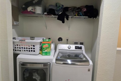 Touwnhouse à vendre à Pompano Beach, Floride: 3 chambres, 189.15 m2 № 1940650 - photo 27