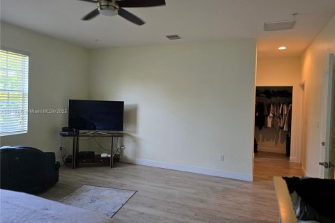 Touwnhouse à vendre à Pompano Beach, Floride: 3 chambres, 189.15 m2 № 1940650 - photo 21