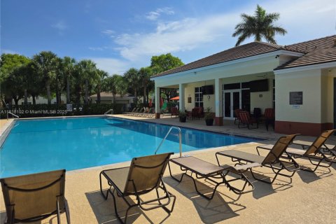 Touwnhouse à vendre à Pompano Beach, Floride: 3 chambres, 189.15 m2 № 1940650 - photo 30