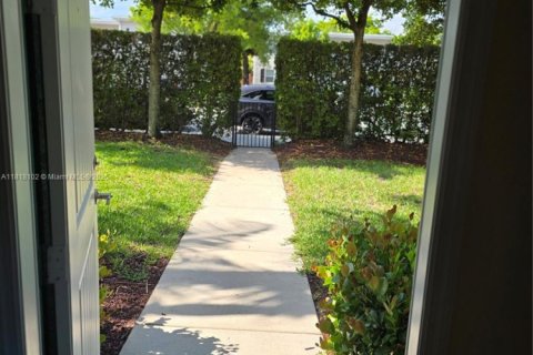 Touwnhouse à vendre à Pompano Beach, Floride: 3 chambres, 189.15 m2 № 1940650 - photo 5