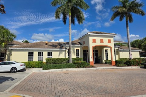 Touwnhouse à vendre à Pompano Beach, Floride: 3 chambres, 189.15 m2 № 1940650 - photo 28