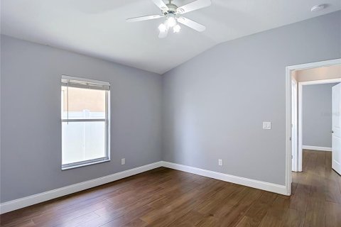 Villa ou maison à vendre à Tampa, Floride: 4 chambres, 224.82 m2 № 2400444 - photo 29