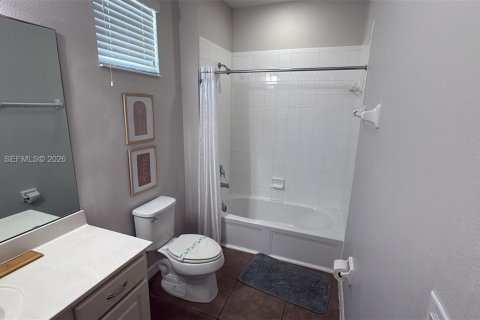 House in Kissimmee, Florida 8 bedrooms № 2001368 - photo 21