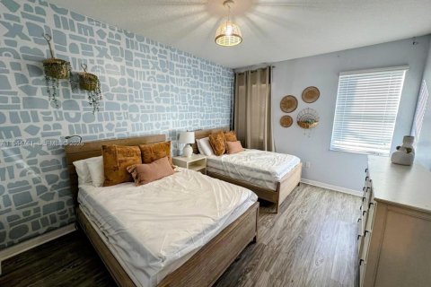 House in Kissimmee, Florida 8 bedrooms № 2001368 - photo 17