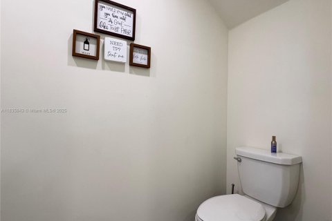 Купить таунхаус в Хайалиа, Флорида 3 спальни, 131.18м2, № 1820353 - фото 12
