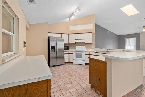 Villa ou maison à vendre à Orlando, Floride: 4 chambres, 258.45 m2 № 2431740 - photo 12