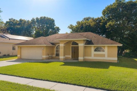 Villa ou maison à vendre à Orlando, Floride: 4 chambres, 258.45 m2 № 2431740 - photo 2