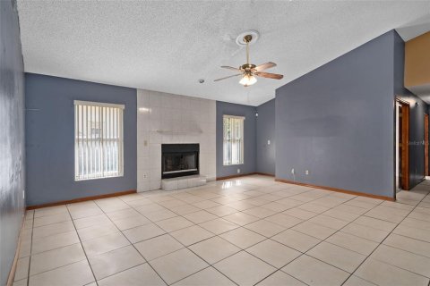 Villa ou maison à vendre à Orlando, Floride: 4 chambres, 258.45 m2 № 2431740 - photo 8