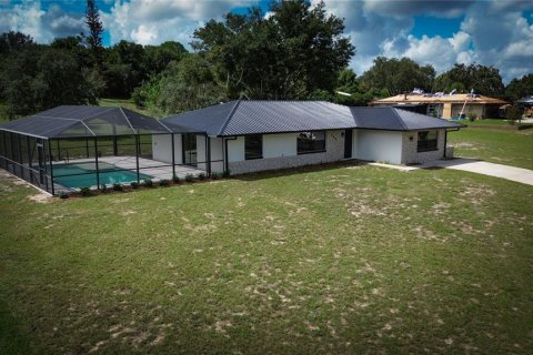 House in Babson Park, Florida 3 bedrooms, 163.14 sq.m. № 2366814
