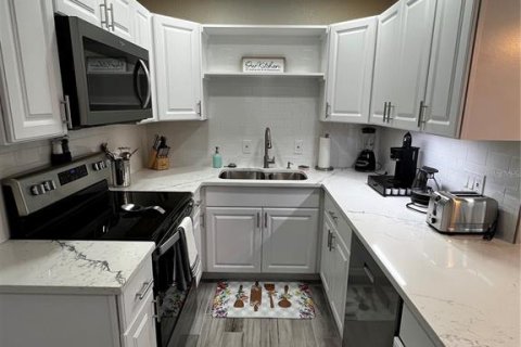 House in Port Charlotte, Florida 2 bedrooms, 103.68 sq.m. № 2106204 - photo 11