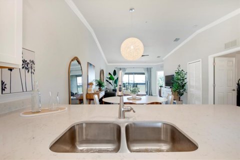 Condominio en alquiler en Lakewood Ranch, Florida, 2 dormitorios, 135.82 m2 № 1649640 - foto 16