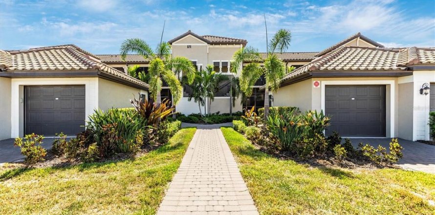 Condominio en Lakewood Ranch, Florida, 2 dormitorios № 1649640