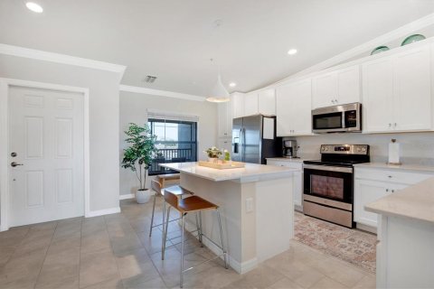 Condominio en alquiler en Lakewood Ranch, Florida, 2 dormitorios, 135.82 m2 № 1649640 - foto 13