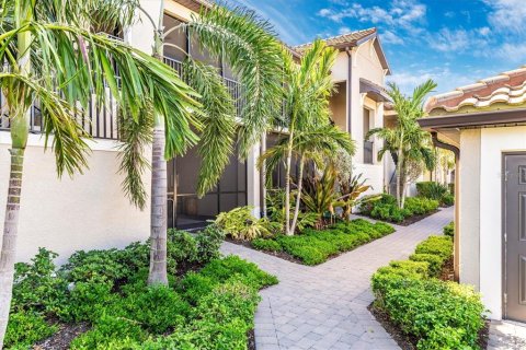 Condominio en alquiler en Lakewood Ranch, Florida, 2 dormitorios, 135.82 m2 № 1649640 - foto 4