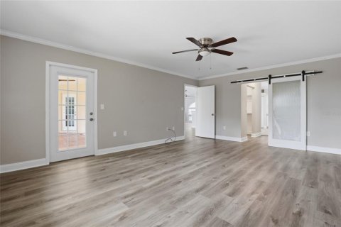 House in Bradenton, Florida 3 bedrooms, 214.7 sq.m. № 2214578 - photo 14