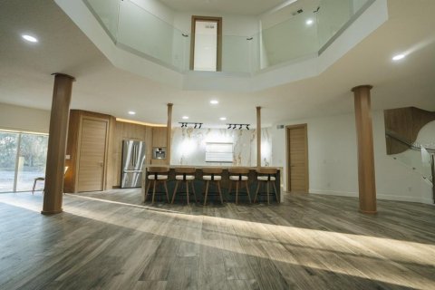 Casa en venta en Eustis, Florida, 5 dormitorios, 334.45 m2 № 1625504 - foto 7
