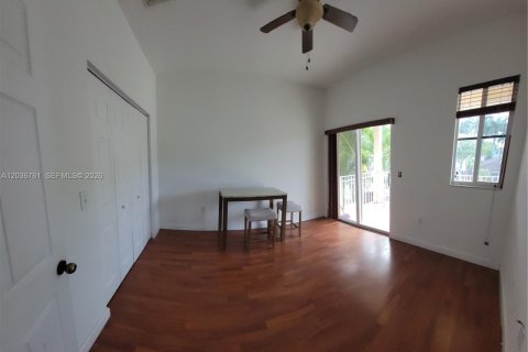 Villa ou maison à vendre à Homestead, Floride: 4 chambres, 163.69 m2 № 2085065 - photo 21